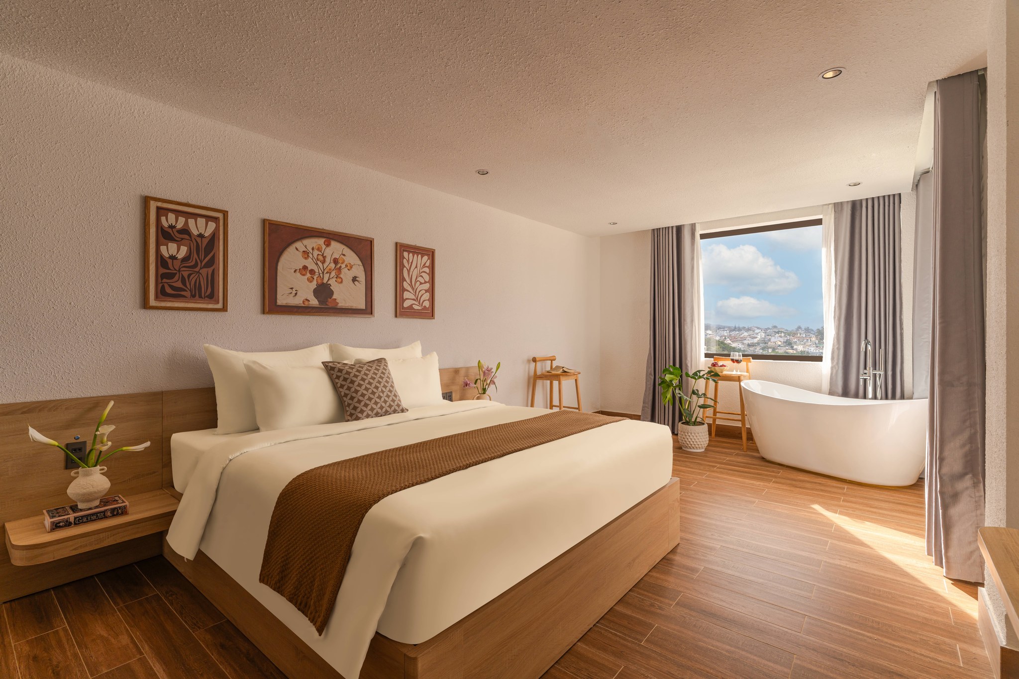 Premier Double Room - DAWN Hotel Dalat