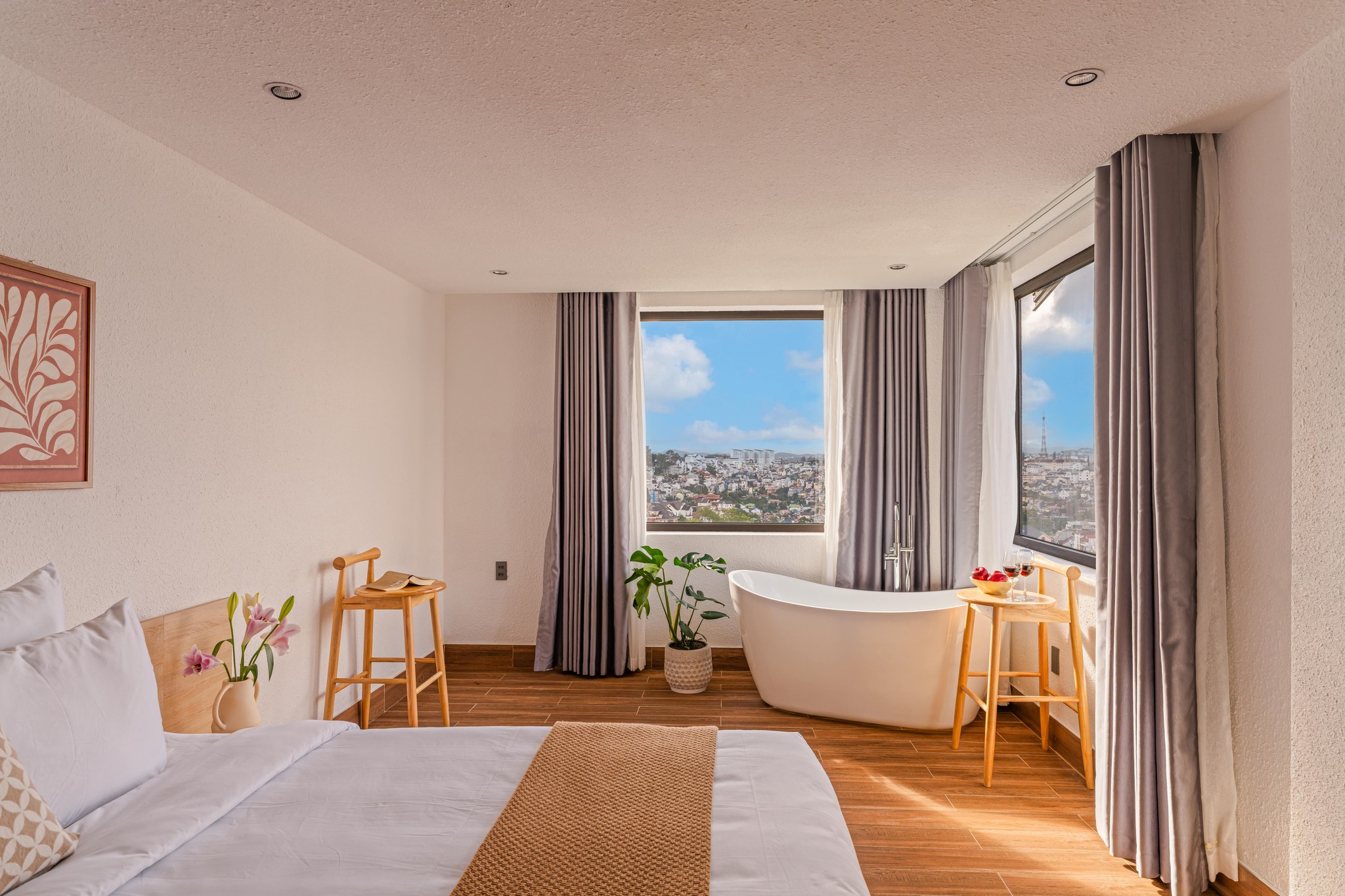 Premier Double Room gallery photo - DAWN Hotel Dalat